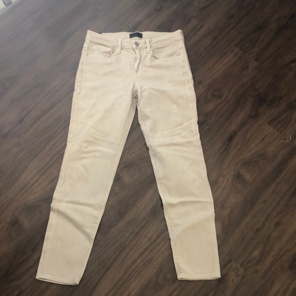 Vince Mason Relaxes Rolled Skinny Jeans